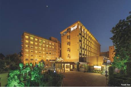 هتل کلارکس شیراز